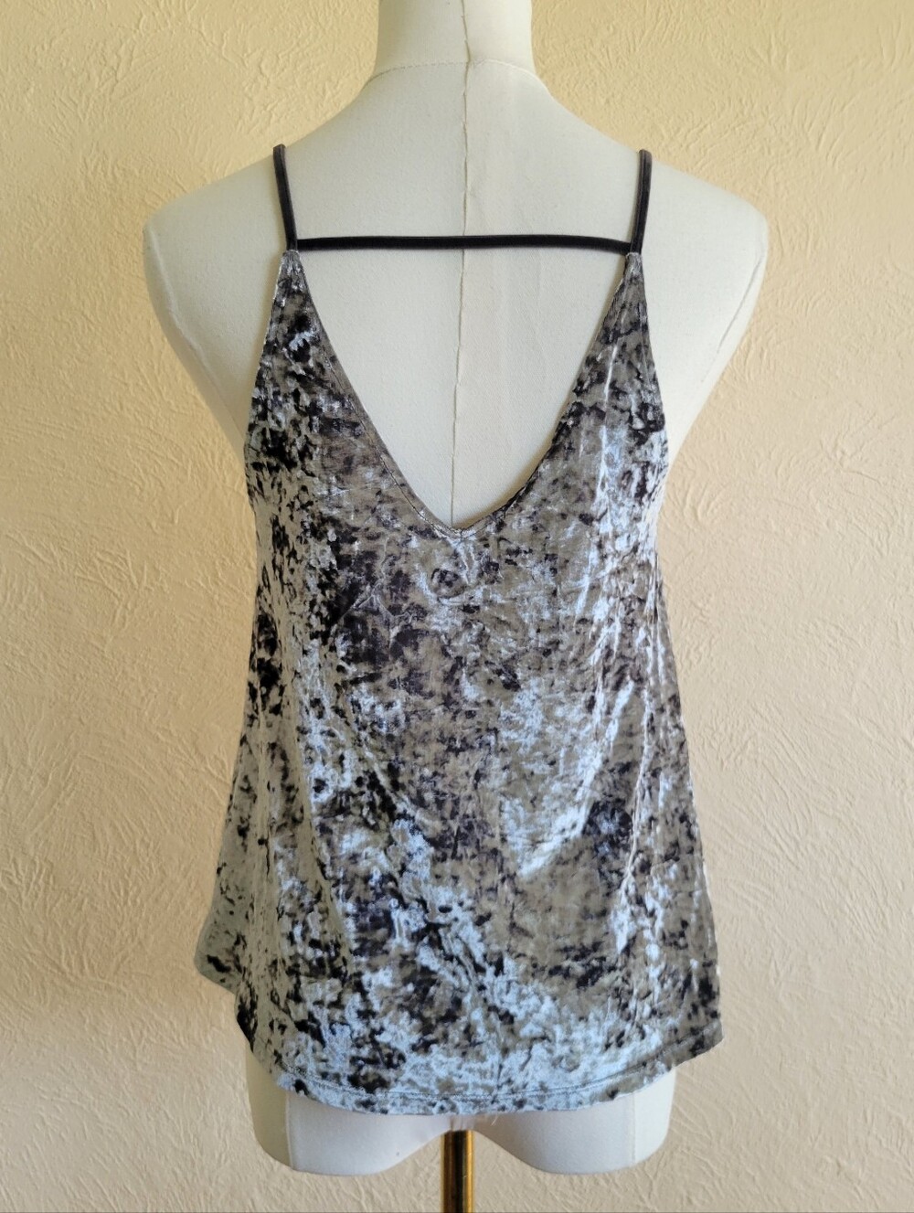 American Eagle | Gray Crushed Velvet Cami - Picture 3 of 6